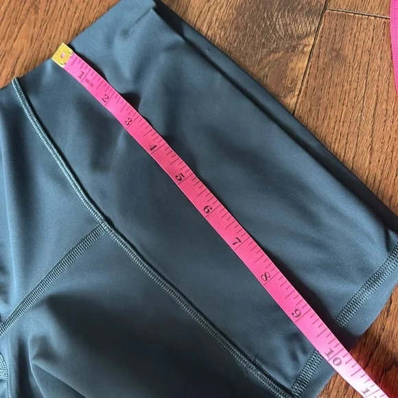 Lululemon blue green leggings Size 2 - Picture 11 of 12